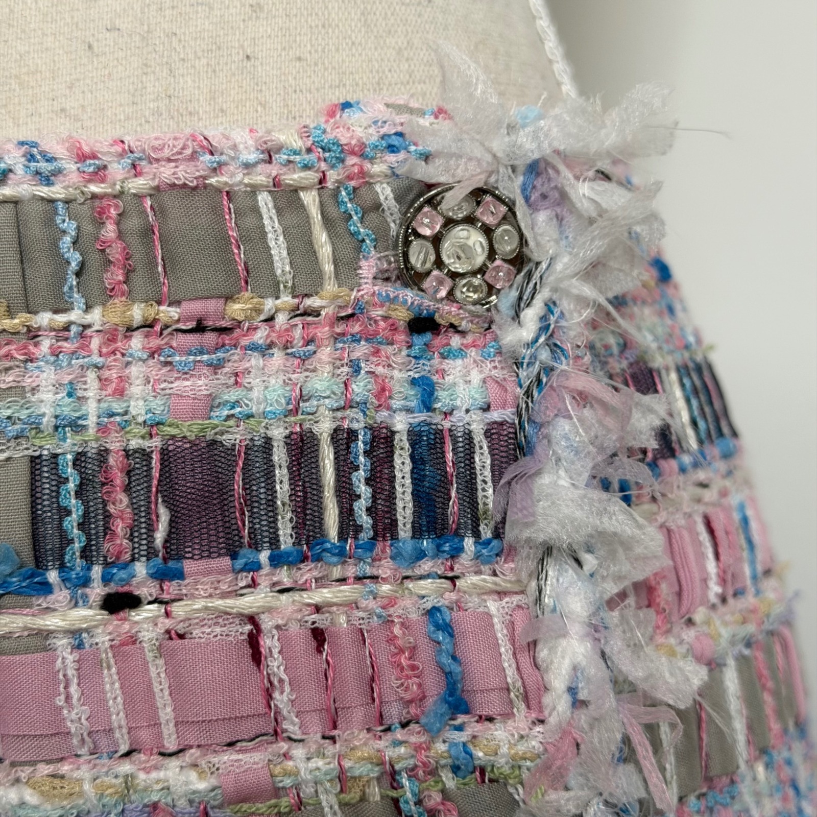Nwt Benaar La Tweed Fringe Midi Skirt Rhinestones Pink Blue Women's Size 6 — image 5 of 8